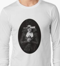 God Save the Evil Queen Long Sleeve T-Shirt