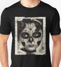 Untitled Slim Fit T-Shirt
