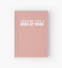 Auf der Suche nach einem Geist bei der Arbeit Notizbuch