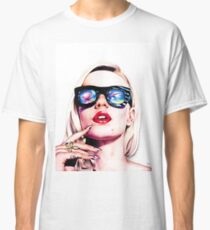 Iggy Azalea Portrait Classic T-Shirt