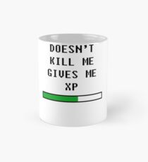 What doesn't kill me, gives me xp (black) Mug