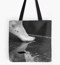 Dance in the rain. Tote Bag