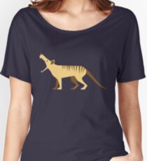EXTINCT: Thylacine (Tasmanian Tiger) Women's Relaxed Fit T-Shirt