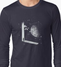 New universe Long Sleeve T-Shirt