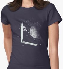 New universe Women's Fitted T-Shirt