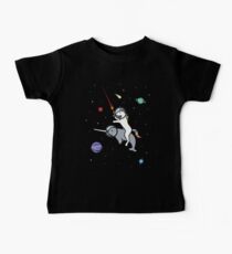 Camiseta para bebés Unicorn Riding Narwhal en el espacio