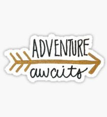 Pegatina Aventura aguarda flecha