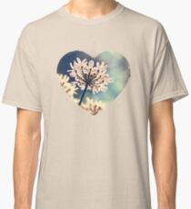 Queen Annes Lace flowers Classic T-Shirt