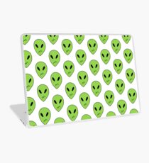 Peridot Alien Boxers Laptop Skin