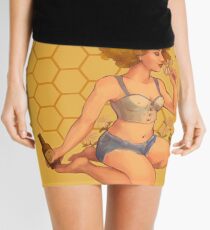 Honey Blonde Ale Pinup Girl Mini Skirt