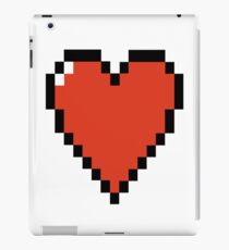 Pixelated HEART - Classic & Retro iPad Case/Skin