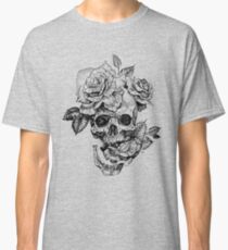 Camiseta clásica Cráneo y rosas