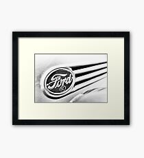 Ford 85 in Schwarz und Weiß Gerahmtes Wandbild