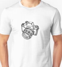 Camiseta ajustada Nikon F Classic Film Camera Illustration