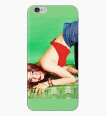 Krystal F (X) 4 Wände iPhone-Hülle & Cover