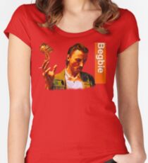 Begbie throws Glass of Beer - Scene from Trainspotting T-Shirt Women's Fitted Scoop T-Shirt