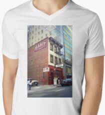 San Francisco Bar 2007 Men's V-Neck T-Shirt
