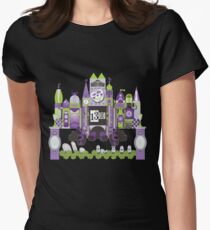 Is This Small World Actually Stretching? (for Darker Rides) Women's Fitted T-Shirt