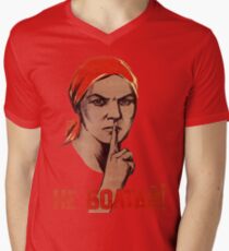 Soviet Treason Poster Men's V-Neck T-Shirt
