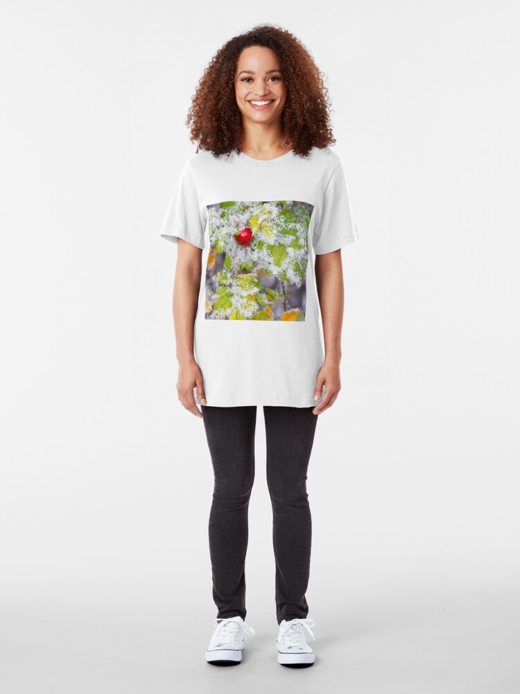 Alternate view of Rose hip and frozen leaves Slim Fit T-Shirt