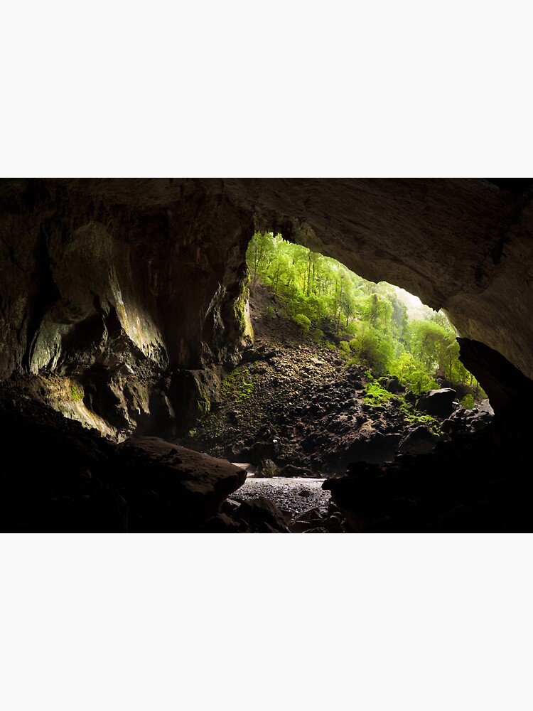 Deer cave gunung mulu national park by Juhku