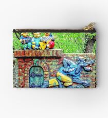 Three Little Cheerful Pigs Studio Pouch