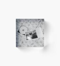 / / L O V I N G S O M E O N E / / Acrylic Block