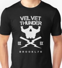 Camiseta unisex Velvet Thunder Club