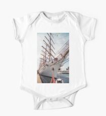 Dar Mtodziezy (Poland) One Piece - Short Sleeve
