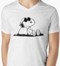 Snoopy Men's V-Neck T-Shirt