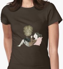 Cats and Coffee Tailliertes T-Shirt für Frauen
