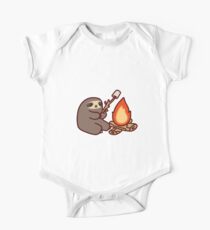 Lagerfeuer-Faultier Baby Body Kurzarm