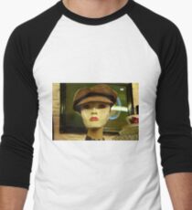 woman Men's Baseball ¾ T-Shirt