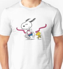 snoopy-running Unisex T-Shirt