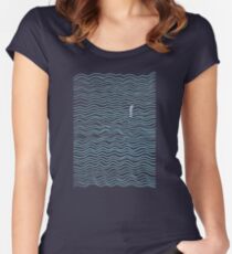 Submarine Women's Fitted Scoop T-Shirt