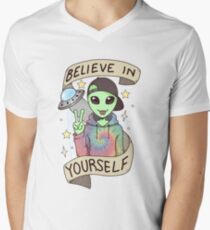 I Want To Believe Men's V-Neck T-Shirt