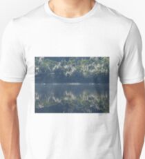 Life on earth, Gordon river Tasmania Unisex T-Shirt