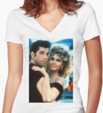 Fett Tailliertes T-Shirt mit V-Ausschnitt