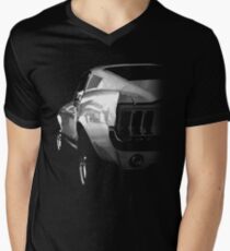 ford mustang v8 Men's V-Neck T-Shirt