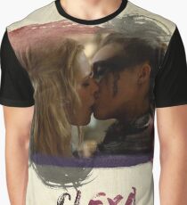 Clexa - The 100 - Brush Kiss Graphic T-Shirt