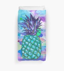 Aquarelle Grungy Posterized Ananas Illustration Purple And Blue Bettbezug