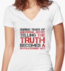 Camiseta entallada de cuello en V Cita de George Orwell Libertad de Verdad Libertad de expresión