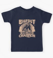 Bigfoot - Hide & Seek Champion Kinder T-Shirt