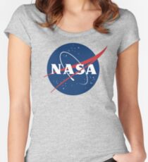 Camiseta entallada de cuello ancho Nasa