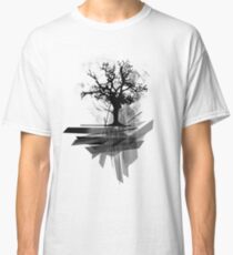 Grunge Tree Classic T-Shirt