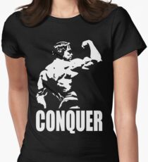 CONQUER (Arnold Rücken Bizeps Flex) Tailliertes T-Shirt