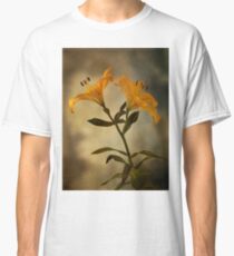 Yellow Lily on stem Classic T-Shirt