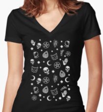 Camiseta entallada de cuello en V Patrón de bruja