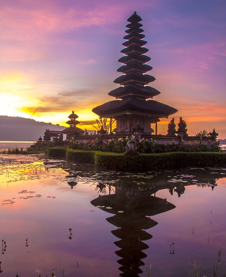 Ulun Danu Temple In Lake Bratan Bali Indonesia Ipad Case Skin