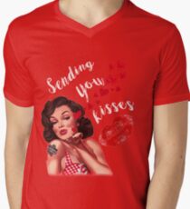Pin-Up-Girl sendet Kisses Vinatage Design (Kontaktieren Sie mich, wenn Sie die Hintergrundfarbe ändern möchten) T-Shirt mit V-Ausschnitt für Männer